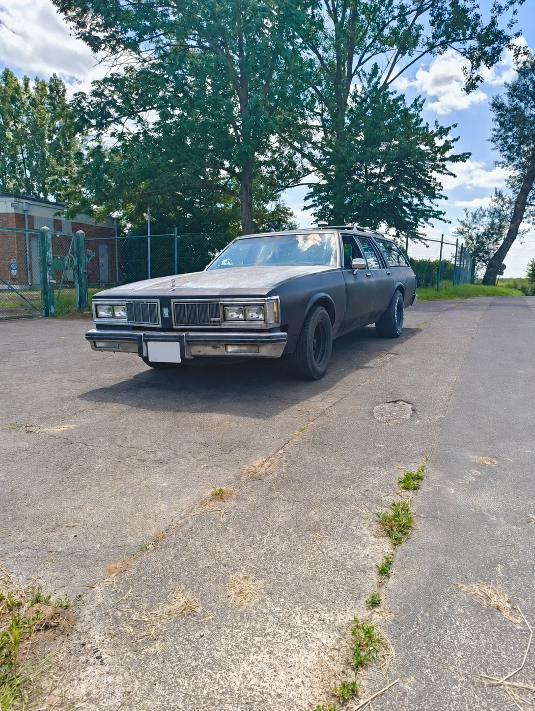 Oldsmobile Custom Cruiser im Ausgangszustand